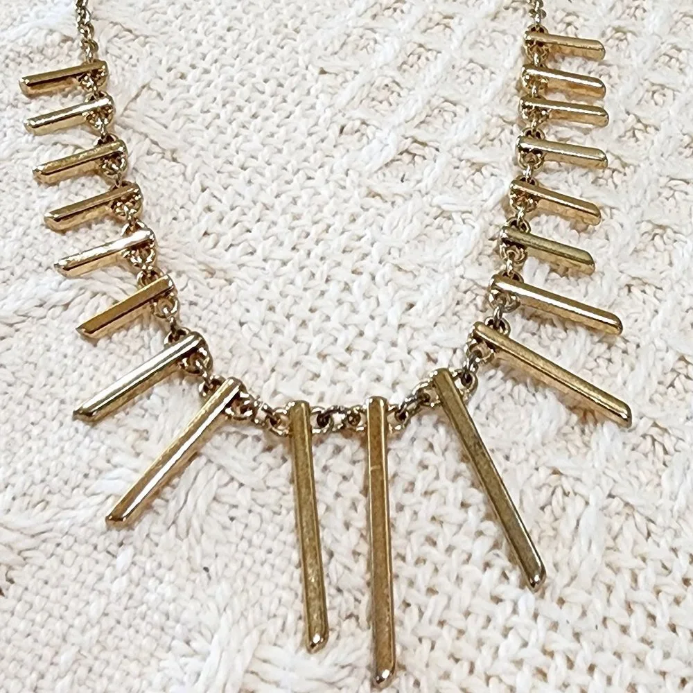 Shiny Gold Finish Fan Drop Dressy Lightweight Unbranded 20
